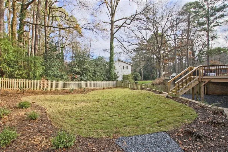 6520 Whispering Trail, Atlanta, Georgia 30328, 3 Bedrooms Bedrooms, ,2 BathroomsBathrooms,Residential,Sold,6520 Whispering Trail,6655683