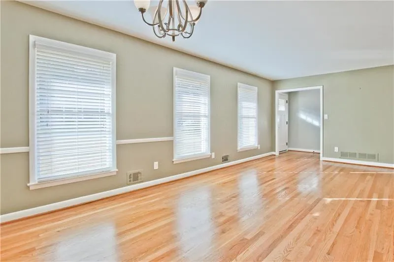 6520 Whispering Trail, Atlanta, Georgia 30328, 3 Bedrooms Bedrooms, ,2 BathroomsBathrooms,Residential,Sold,6520 Whispering Trail,6655683