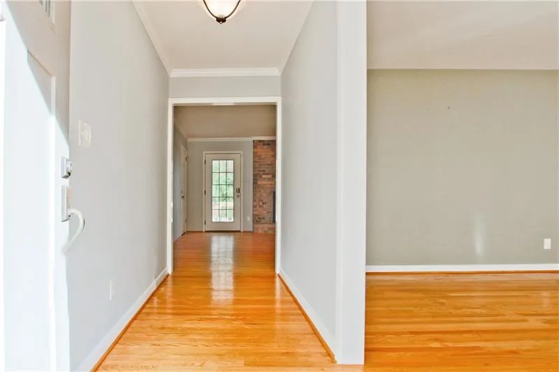 6520 Whispering Trail, Atlanta, Georgia 30328, 3 Bedrooms Bedrooms, ,2 BathroomsBathrooms,Residential,Sold,6520 Whispering Trail,6655683