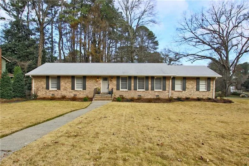 6520 Whispering Trail, Atlanta, Georgia 30328, 3 Bedrooms Bedrooms, ,2 BathroomsBathrooms,Residential,Sold,6520 Whispering Trail,6655683