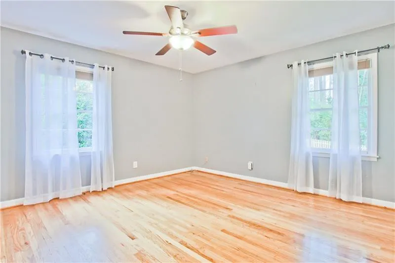 6520 Whispering Trail, Atlanta, Georgia 30328, 3 Bedrooms Bedrooms, ,2 BathroomsBathrooms,Residential,Sold,6520 Whispering Trail,6655683