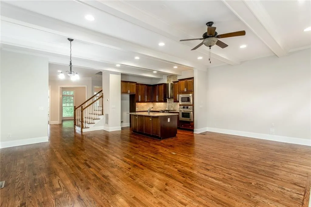 692 Lockton Place, Sandy Springs, Georgia 30342, 4 Bedrooms Bedrooms, ,4 BathroomsBathrooms,Residential,Sold,692 Lockton Place,6552783