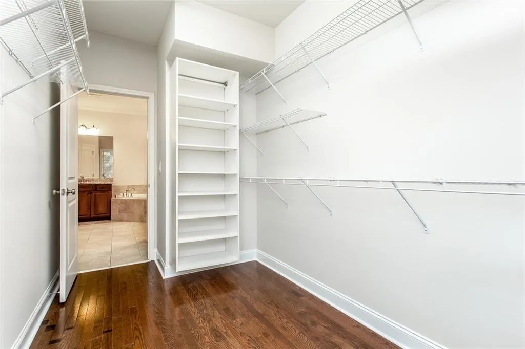 692 Lockton Place, Sandy Springs, Georgia 30342, 4 Bedrooms Bedrooms, ,4 BathroomsBathrooms,Residential,Sold,692 Lockton Place,6552783