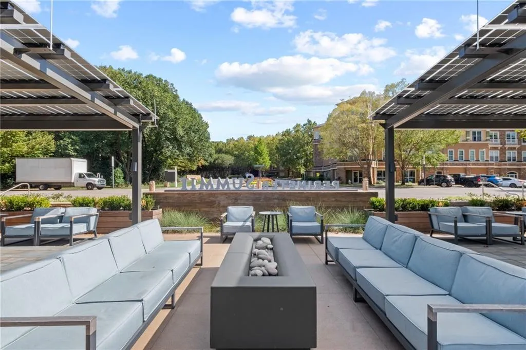 10 Perimeter Summit Boulevard Ne Unit 2112, Atlanta, Georgia 30319, 2 Bedrooms Bedrooms, ,2 BathroomsBathrooms,Residential,For Sale,10 Perimeter Summit Boulevard Ne Unit 2112,7533741