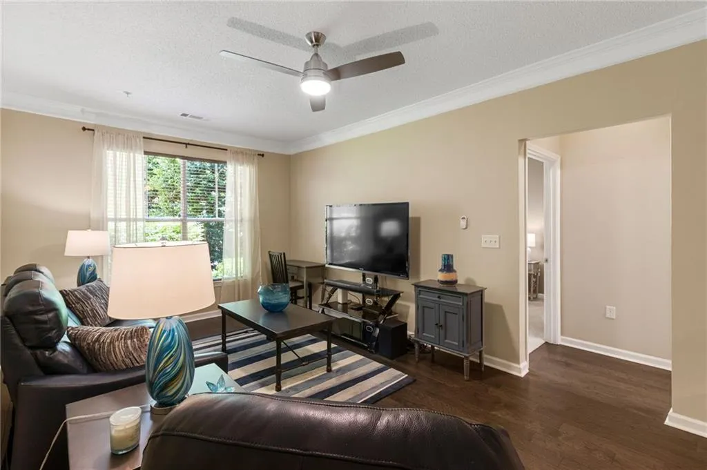 10 Perimeter Summit Boulevard Ne Unit 2112, Atlanta, Georgia 30319, 2 Bedrooms Bedrooms, ,2 BathroomsBathrooms,Residential,For Sale,10 Perimeter Summit Boulevard Ne Unit 2112,7533741