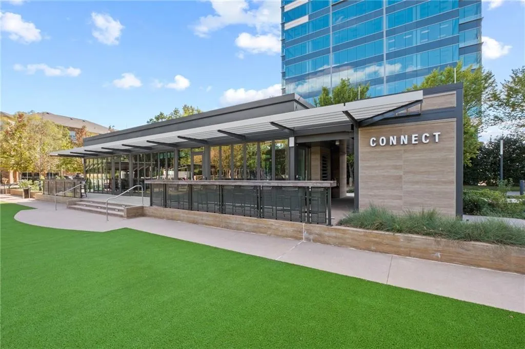10 Perimeter Summit Boulevard Ne Unit 2112, Atlanta, Georgia 30319, 2 Bedrooms Bedrooms, ,2 BathroomsBathrooms,Residential,For Sale,10 Perimeter Summit Boulevard Ne Unit 2112,7533741
