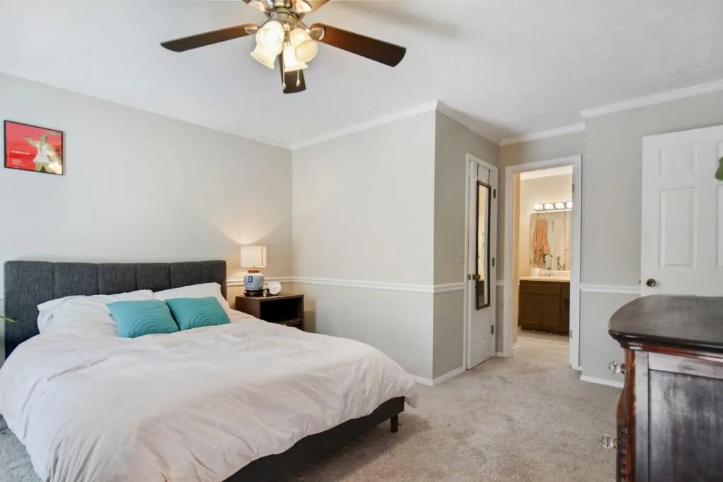 210 Gettysburg Place, Sandy Springs, Georgia 30350, 2 Bedrooms Bedrooms, ,2 BathroomsBathrooms,Residential,Sold,210 Gettysburg Place,6728258