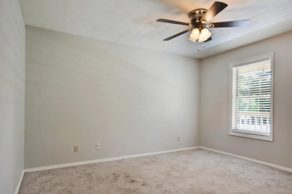 210 Gettysburg Place, Sandy Springs, Georgia 30350, 2 Bedrooms Bedrooms, ,2 BathroomsBathrooms,Residential,Sold,210 Gettysburg Place,6728258