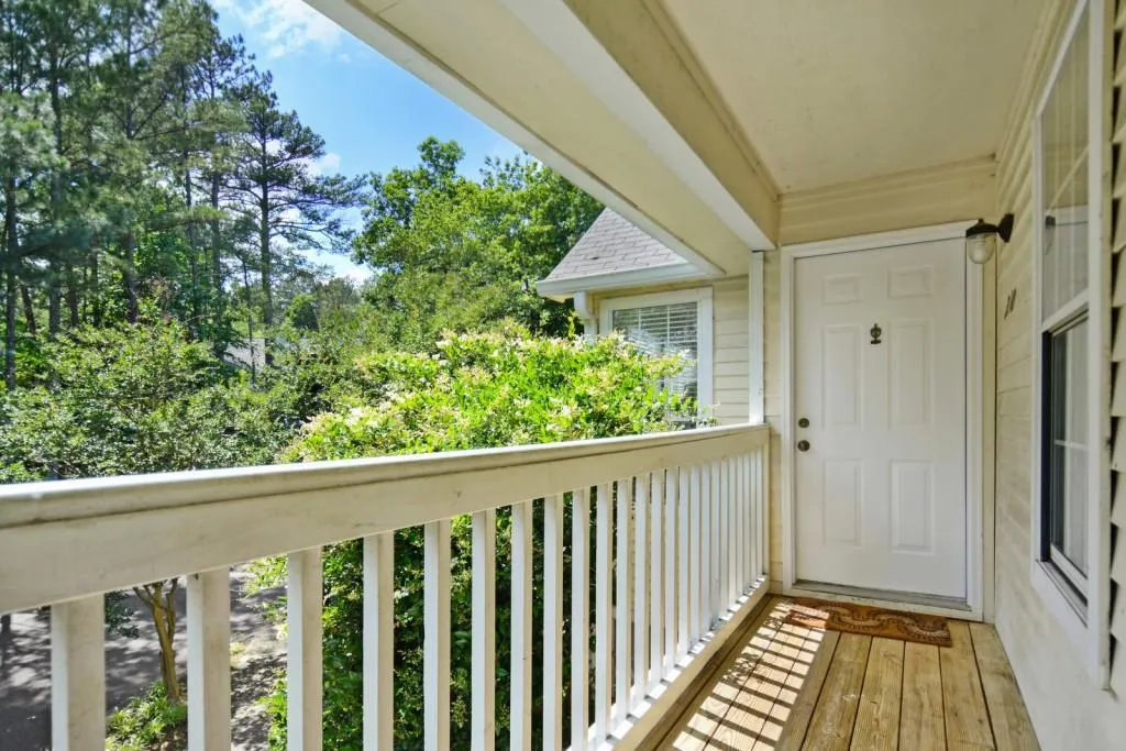 210 Gettysburg Place, Sandy Springs, Georgia 30350, 2 Bedrooms Bedrooms, ,2 BathroomsBathrooms,Residential,Sold,210 Gettysburg Place,6728258