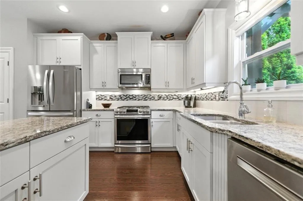 1747 Hollingsworth Boulevard Nw, Atlanta, Georgia 30318, 4 Bedrooms Bedrooms, ,3 BathroomsBathrooms,Residential,For Sale,1747 Hollingsworth Boulevard Nw,7623394