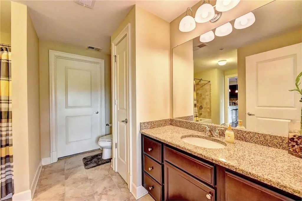 200 River Vista Drive Unit 605, Atlanta, Georgia 30339, 1 Bedroom Bedrooms, ,1 BathroomBathrooms,Residential,Sold,200 River Vista Drive Unit 605,6000698