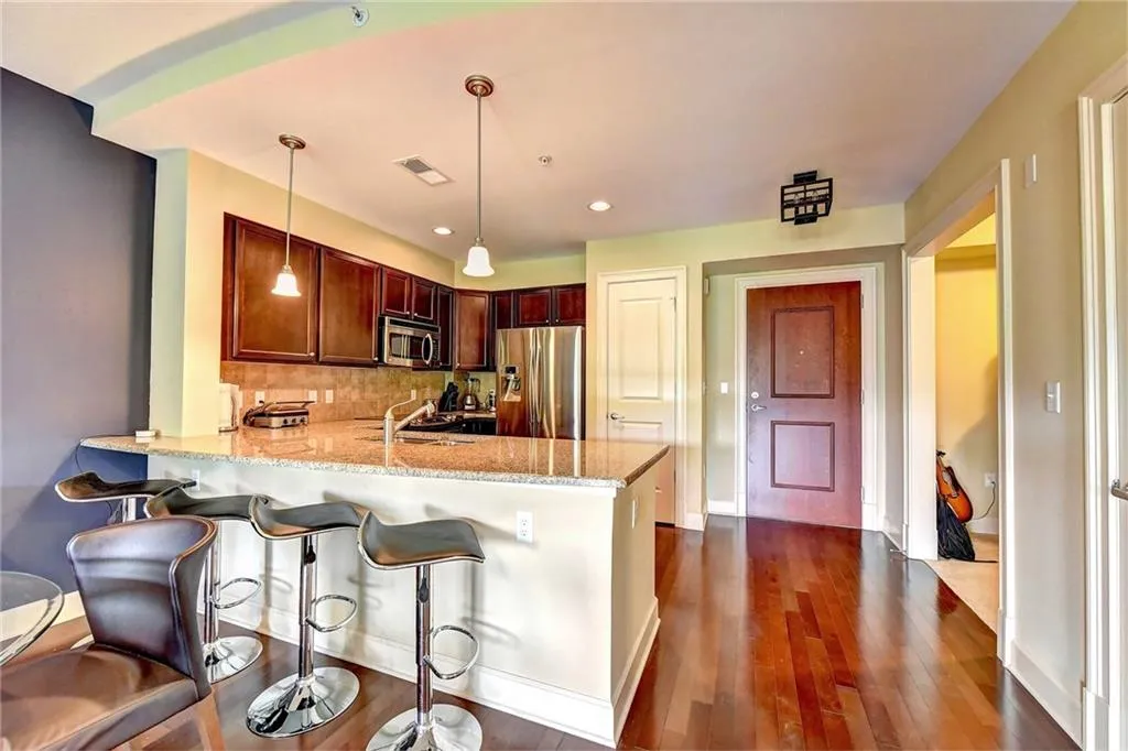 200 River Vista Drive Unit 605, Atlanta, Georgia 30339, 1 Bedroom Bedrooms, ,1 BathroomBathrooms,Residential,Sold,200 River Vista Drive Unit 605,6000698