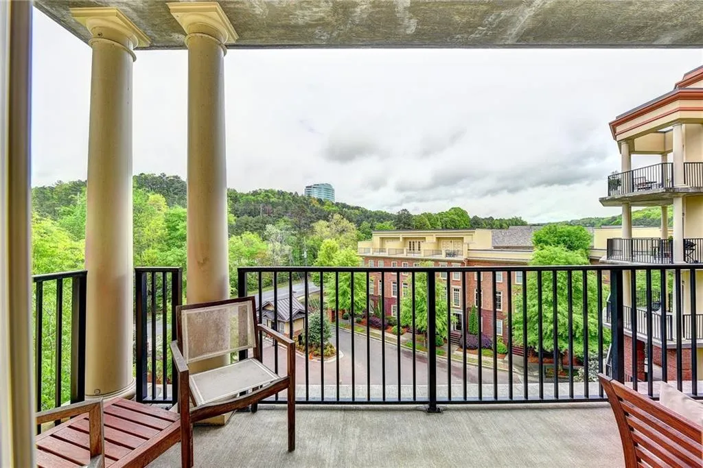 200 River Vista Drive Unit 605, Atlanta, Georgia 30339, 1 Bedroom Bedrooms, ,1 BathroomBathrooms,Residential,Sold,200 River Vista Drive Unit 605,6000698