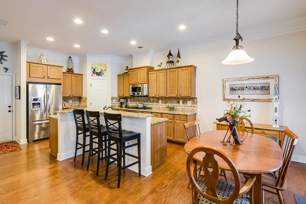 5583 High Point Road, Atlanta, Georgia 30342, 3 Bedrooms Bedrooms, ,3 BathroomsBathrooms,Residential,Sold,5583 High Point Road,5796566