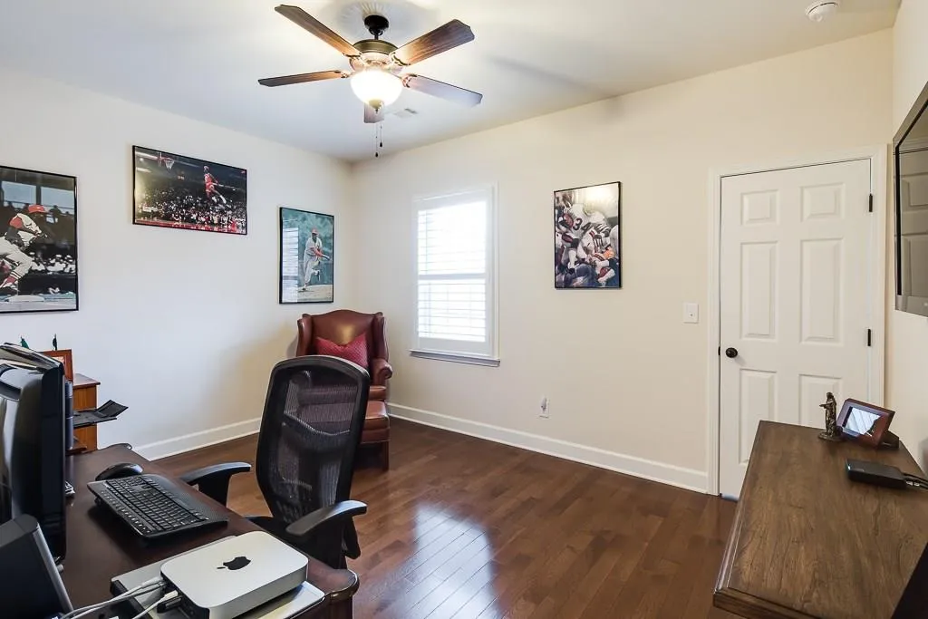 5583 High Point Road, Atlanta, Georgia 30342, 3 Bedrooms Bedrooms, ,3 BathroomsBathrooms,Residential,Sold,5583 High Point Road,5796566