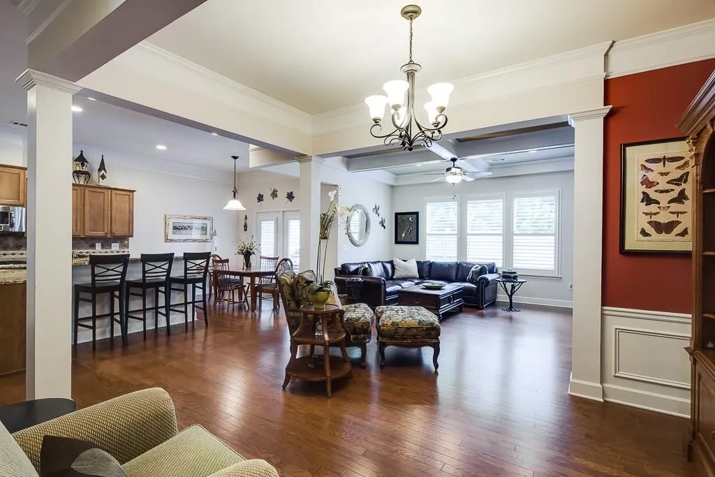 5583 High Point Road, Atlanta, Georgia 30342, 3 Bedrooms Bedrooms, ,3 BathroomsBathrooms,Residential,Sold,5583 High Point Road,5796566