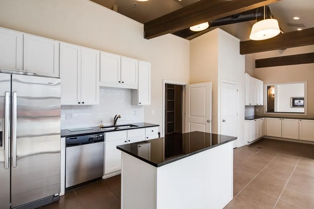 5583 High Point Road, Atlanta, Georgia 30342, 3 Bedrooms Bedrooms, ,3 BathroomsBathrooms,Residential,Sold,5583 High Point Road,5796566