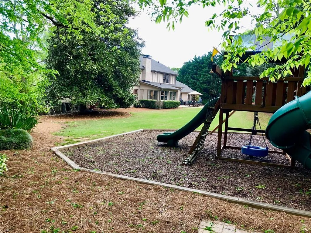 7525 Ball Mill Road, Sandy Springs, Georgia 30350, 6 Bedrooms Bedrooms, ,4 BathroomsBathrooms,Residential,Sold,7525 Ball Mill Road,6534753