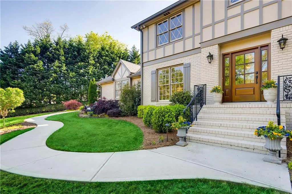 7525 Ball Mill Road, Sandy Springs, Georgia 30350, 6 Bedrooms Bedrooms, ,4 BathroomsBathrooms,Residential,Sold,7525 Ball Mill Road,6534753