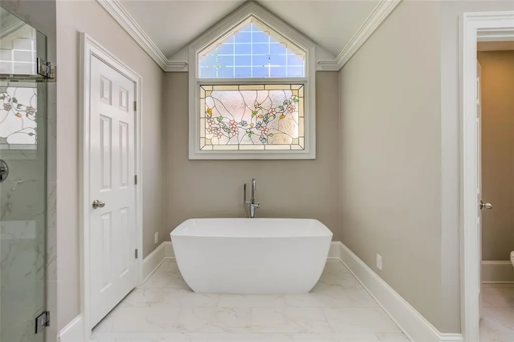 205 Embassy Court, Sandy Springs, Georgia 30328, 3 Bedrooms Bedrooms, ,2 BathroomsBathrooms,Residential,Sold,205 Embassy Court,7033985