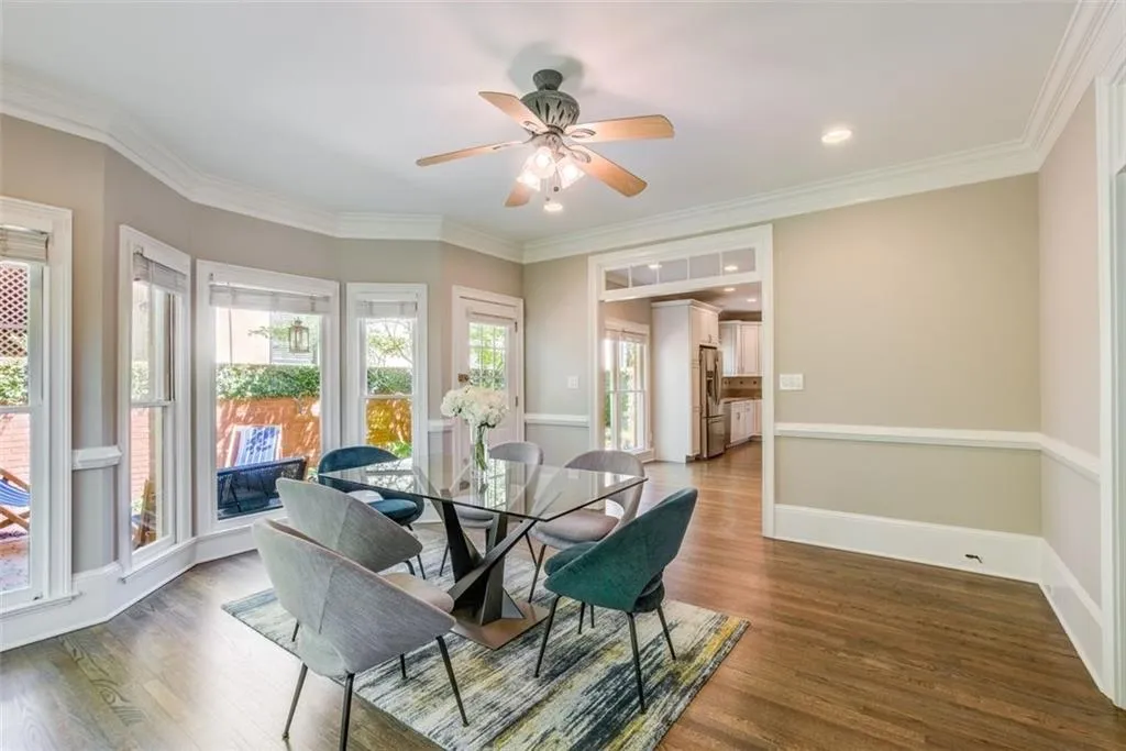 205 Embassy Court, Sandy Springs, Georgia 30328, 3 Bedrooms Bedrooms, ,2 BathroomsBathrooms,Residential,Sold,205 Embassy Court,7033985