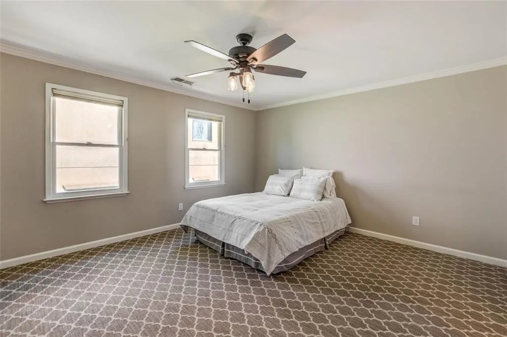 205 Embassy Court, Sandy Springs, Georgia 30328, 3 Bedrooms Bedrooms, ,2 BathroomsBathrooms,Residential,Sold,205 Embassy Court,7033985