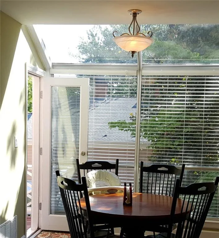 7500 Roswell Road Unit 56, Sandy Springs, Georgia 30350, 2 Bedrooms Bedrooms, ,2 BathroomsBathrooms,Residential,Sold,7500 Roswell Road Unit 56,5695913