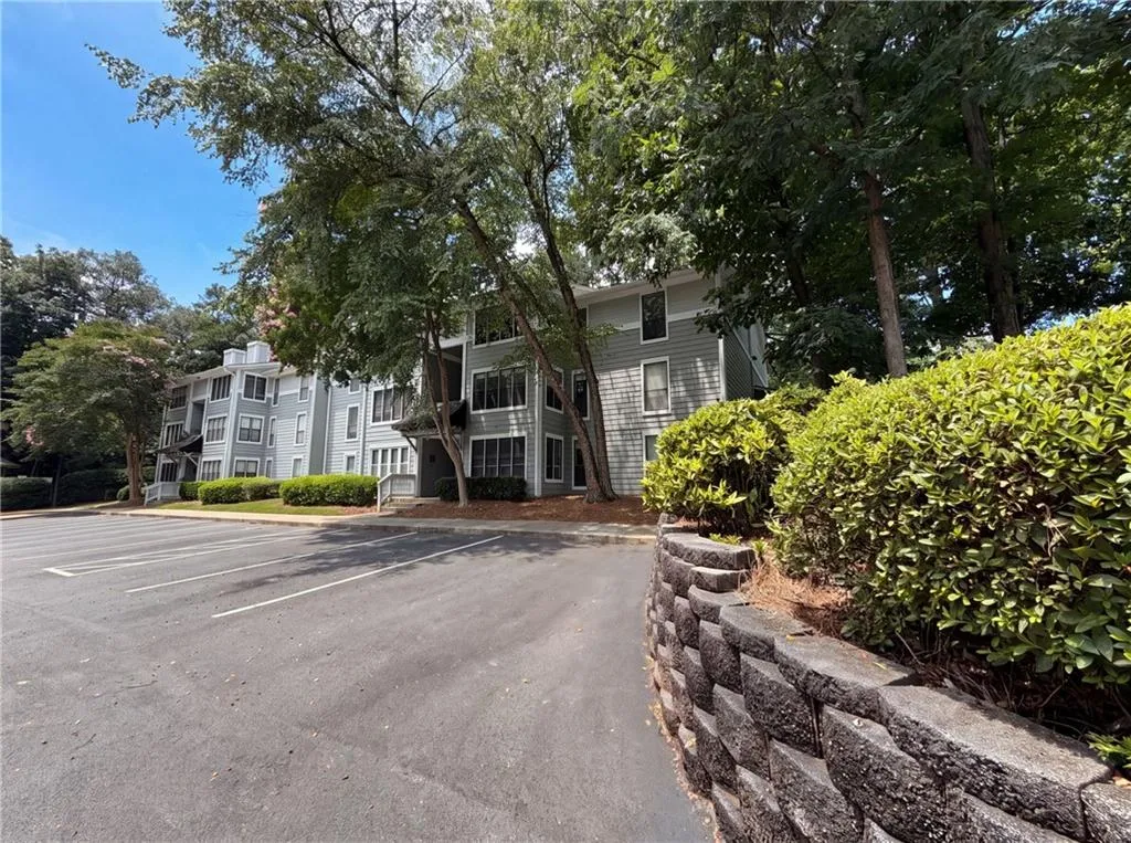 216 Summit North Drive Ne, Atlanta, Georgia 30324, 1 Bedroom Bedrooms, 0 ,1 BathroomBathrooms,Residential,For Sale,216 Summit North Drive Ne,7800309