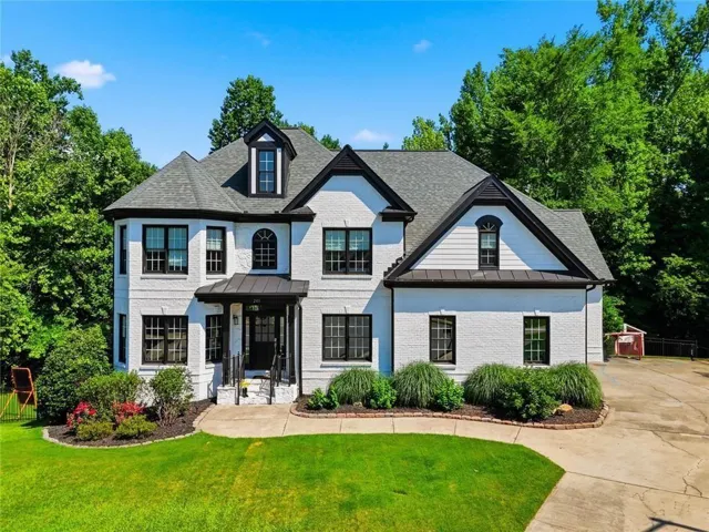 205 Stillwater Glen, Woodstock, Georgia 30188
