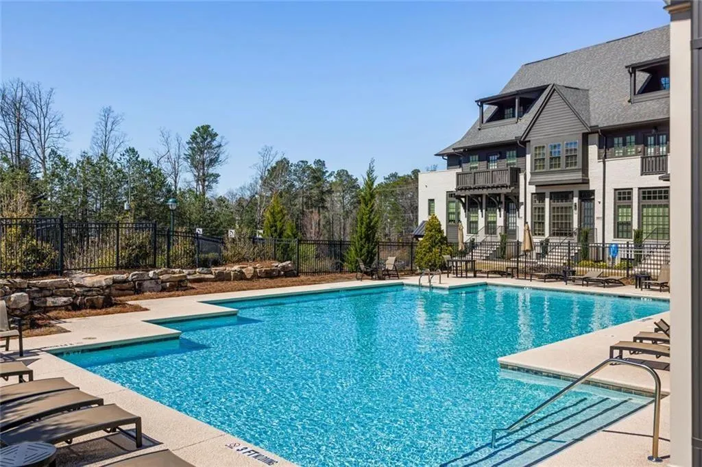 6694 Sterling Drive, Atlanta, Georgia 30328, 3 Bedrooms Bedrooms, ,3 BathroomsBathrooms,Residential,For Sale,6694 Sterling Drive,7746916