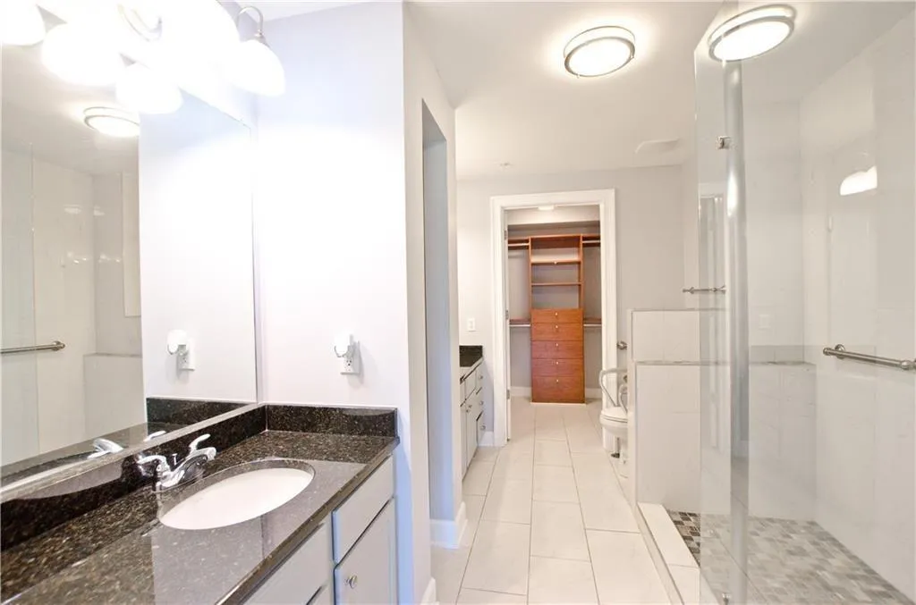 200 River Vista Drive Unit 221, Atlanta, Georgia 30339, 2 Bedrooms Bedrooms, ,2 BathroomsBathrooms,Residential,For Sale,200 River Vista Drive Unit 221,7614050