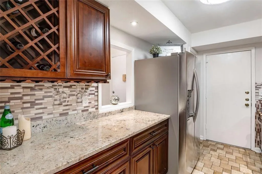 6851 Roswell Road Unit H7, Atlanta, Georgia 30328, 2 Bedrooms Bedrooms, ,2 BathroomsBathrooms,Residential,Sold,6851 Roswell Road Unit H7,7390897