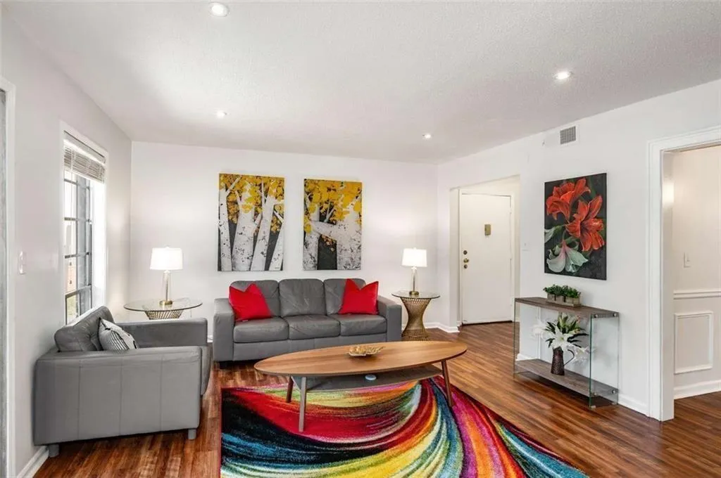 6851 Roswell Road Unit H7, Atlanta, Georgia 30328, 2 Bedrooms Bedrooms, ,2 BathroomsBathrooms,Residential,Sold,6851 Roswell Road Unit H7,7390897