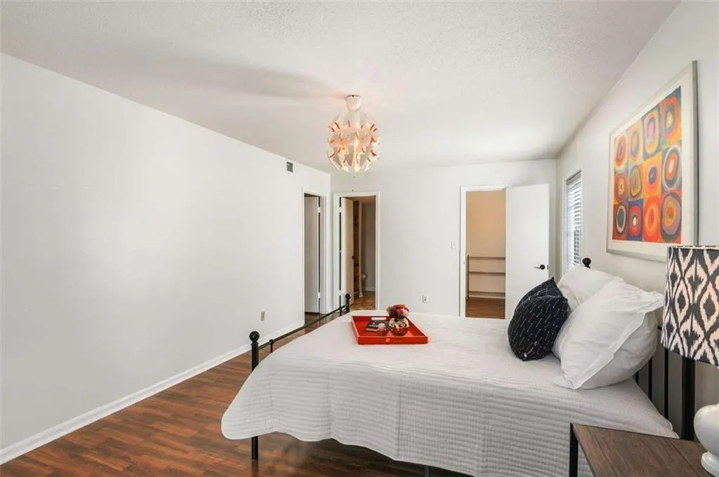 6851 Roswell Road Unit H7, Atlanta, Georgia 30328, 2 Bedrooms Bedrooms, ,2 BathroomsBathrooms,Residential,Sold,6851 Roswell Road Unit H7,7390897