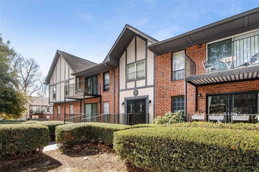6851 Roswell Road Unit H7, Atlanta, Georgia 30328, 2 Bedrooms Bedrooms, ,2 BathroomsBathrooms,Residential,Sold,6851 Roswell Road Unit H7,7390897