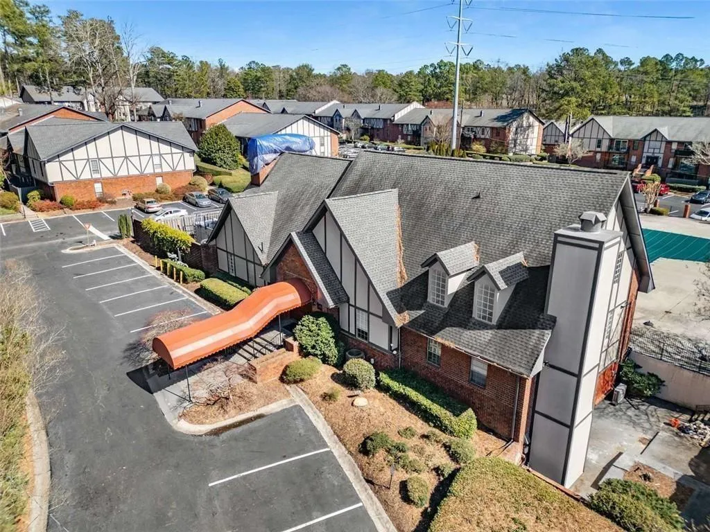 6851 Roswell Road Unit H7, Atlanta, Georgia 30328, 2 Bedrooms Bedrooms, ,2 BathroomsBathrooms,Residential,Sold,6851 Roswell Road Unit H7,7390897