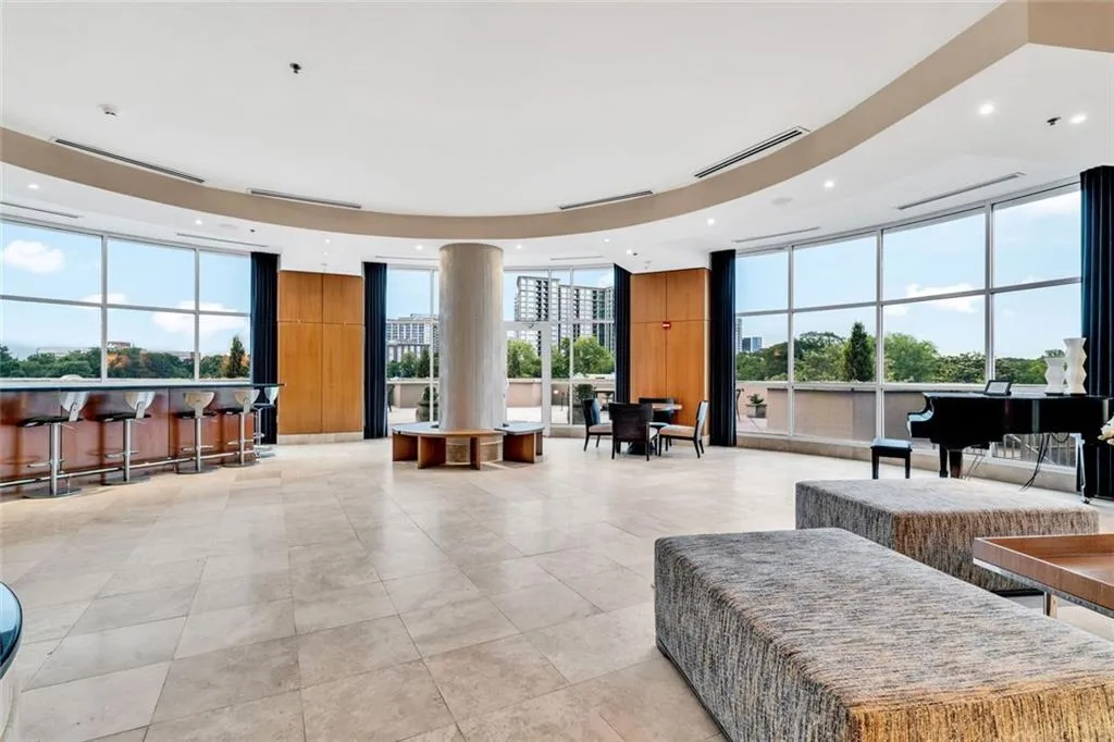 2881 Ne Peachtree Road Ne Unit 1202, Atlanta, Georgia 30305, 2 Bedrooms Bedrooms, ,2 BathroomsBathrooms,Residential,For Sale,2881 Ne Peachtree Road Ne Unit 1202,7588136