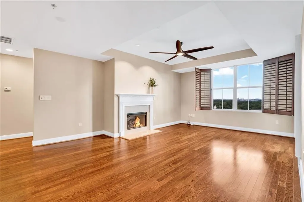2881 Ne Peachtree Road Ne Unit 1202, Atlanta, Georgia 30305, 2 Bedrooms Bedrooms, ,2 BathroomsBathrooms,Residential,For Sale,2881 Ne Peachtree Road Ne Unit 1202,7588136