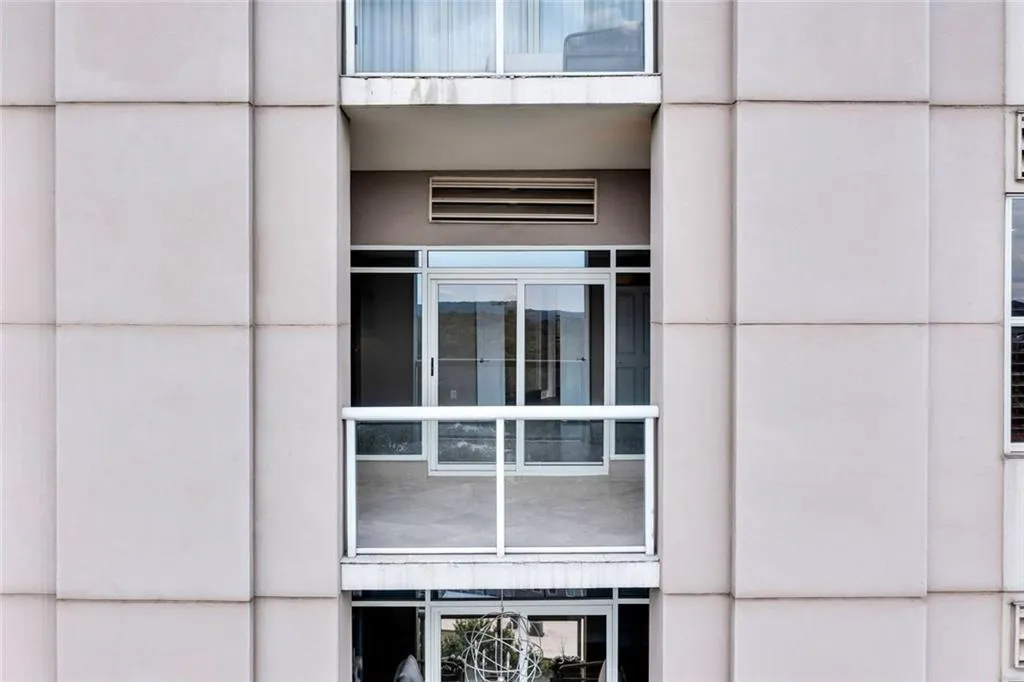 2881 Ne Peachtree Road Ne Unit 1202, Atlanta, Georgia 30305, 2 Bedrooms Bedrooms, ,2 BathroomsBathrooms,Residential,For Sale,2881 Ne Peachtree Road Ne Unit 1202,7588136