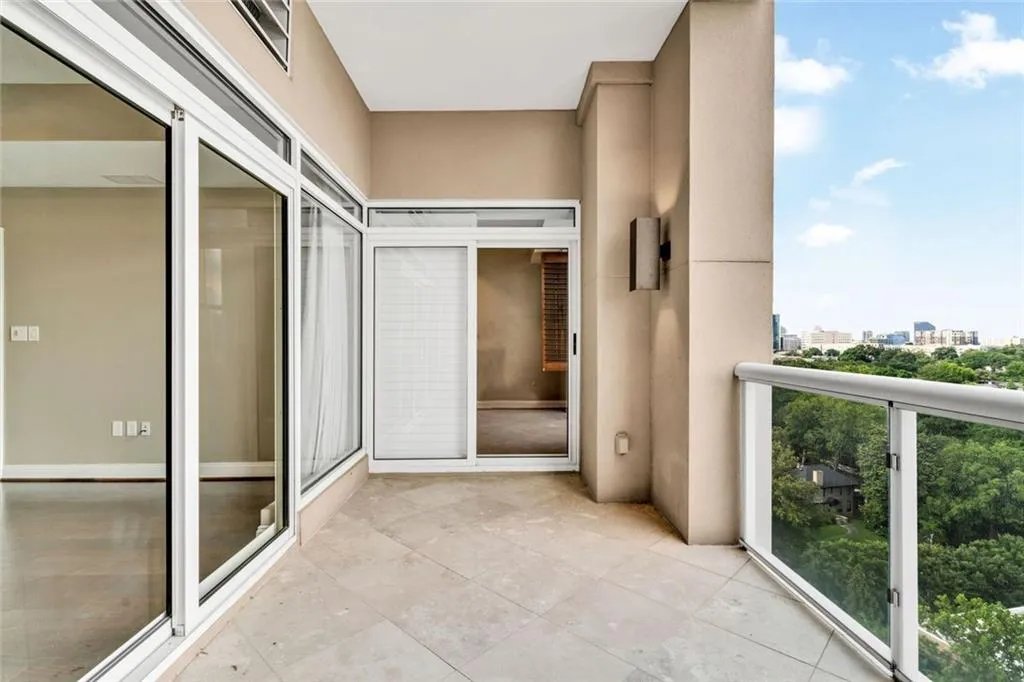2881 Ne Peachtree Road Ne Unit 1202, Atlanta, Georgia 30305, 2 Bedrooms Bedrooms, ,2 BathroomsBathrooms,Residential,For Sale,2881 Ne Peachtree Road Ne Unit 1202,7588136