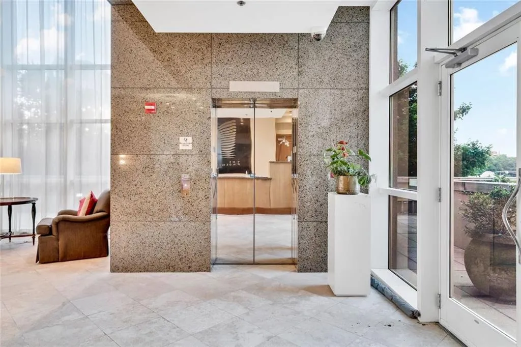 2881 Ne Peachtree Road Ne Unit 1202, Atlanta, Georgia 30305, 2 Bedrooms Bedrooms, ,2 BathroomsBathrooms,Residential,For Sale,2881 Ne Peachtree Road Ne Unit 1202,7588136