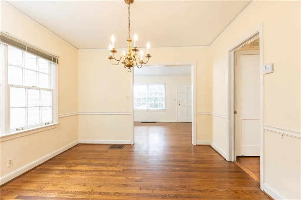 70 Mount Paran Road Ne, Atlanta, Georgia 30342, 2 Bedrooms Bedrooms, ,2 BathroomsBathrooms,Residential,Sold,70 Mount Paran Road Ne,7583385