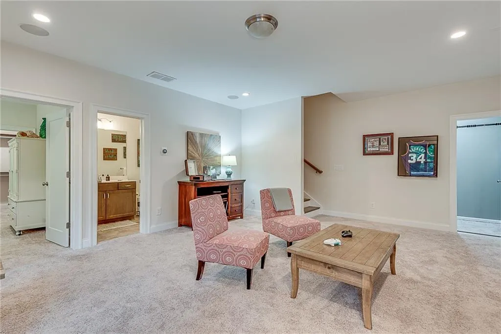 3026 Eamont Terrace, Atlanta, Georgia 30328, 5 Bedrooms Bedrooms, ,4 BathroomsBathrooms,Residential,Sold,3026 Eamont Terrace,7105390