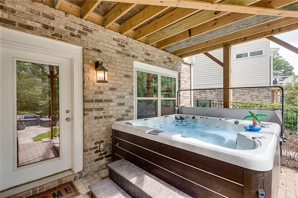 3026 Eamont Terrace, Atlanta, Georgia 30328, 5 Bedrooms Bedrooms, ,4 BathroomsBathrooms,Residential,Sold,3026 Eamont Terrace,7105390