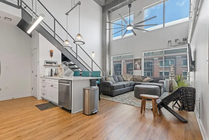 260 18th Street Nw Unit 10320, Atlanta, Georgia 30363