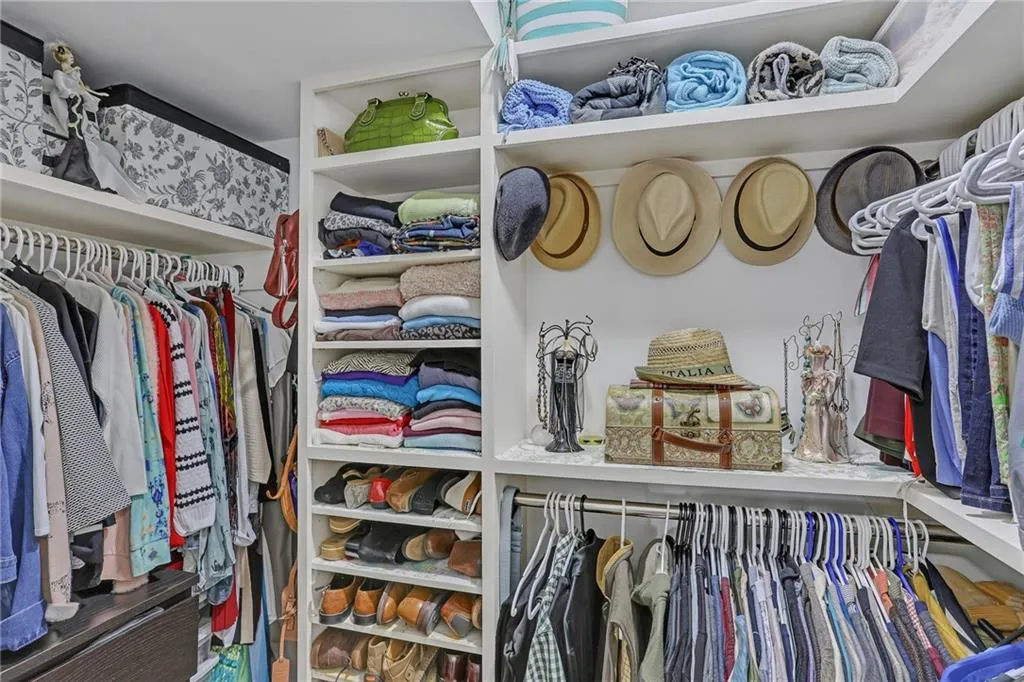 View of walk in closet