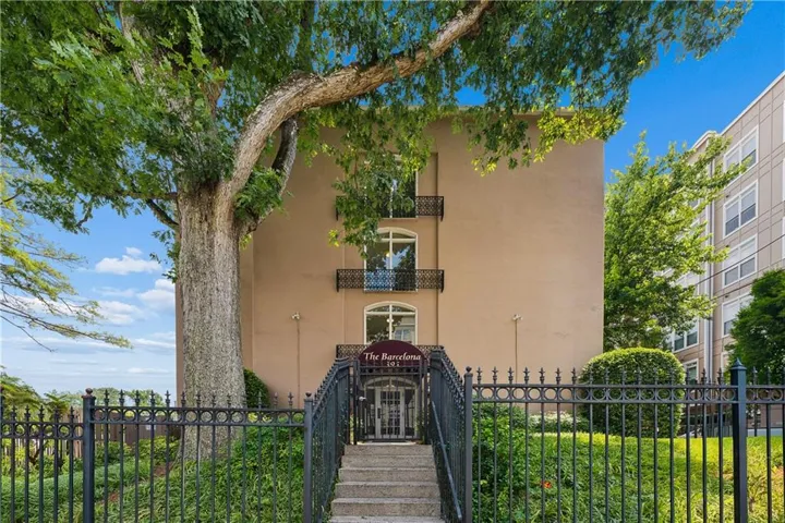 395 Pharr Road Unit 308, Atlanta, Georgia 30305