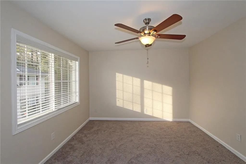 6940 Roswell Road Unit 18c, Atlanta, Georgia 30328, 1 Bedroom Bedrooms, ,1 BathroomBathrooms,Residential,Sold,6940 Roswell Road Unit 18c,5786416