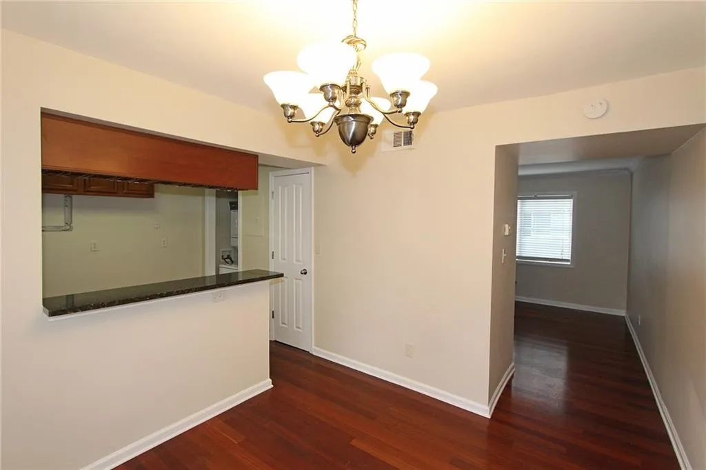6940 Roswell Road Unit 18c, Atlanta, Georgia 30328, 1 Bedroom Bedrooms, ,1 BathroomBathrooms,Residential,Sold,6940 Roswell Road Unit 18c,5786416