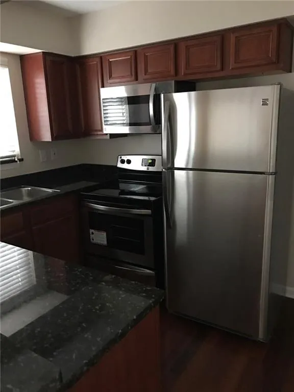 6940 Roswell Road Unit 18c, Atlanta, Georgia 30328, 1 Bedroom Bedrooms, ,1 BathroomBathrooms,Residential,Sold,6940 Roswell Road Unit 18c,5786416